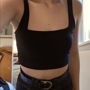 Cropped black square tank